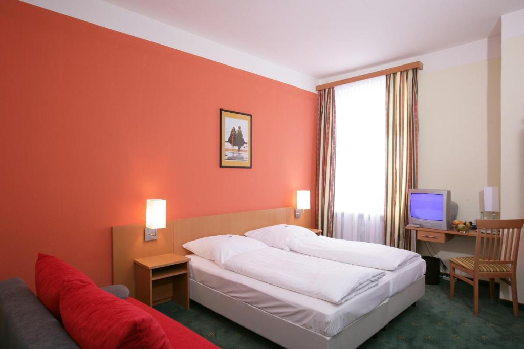 Altstadt-Hotel Zieglerbraeu Dachau Værelse billede