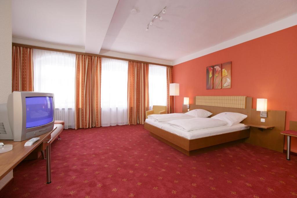 Altstadt-Hotel Zieglerbraeu Dachau Værelse billede