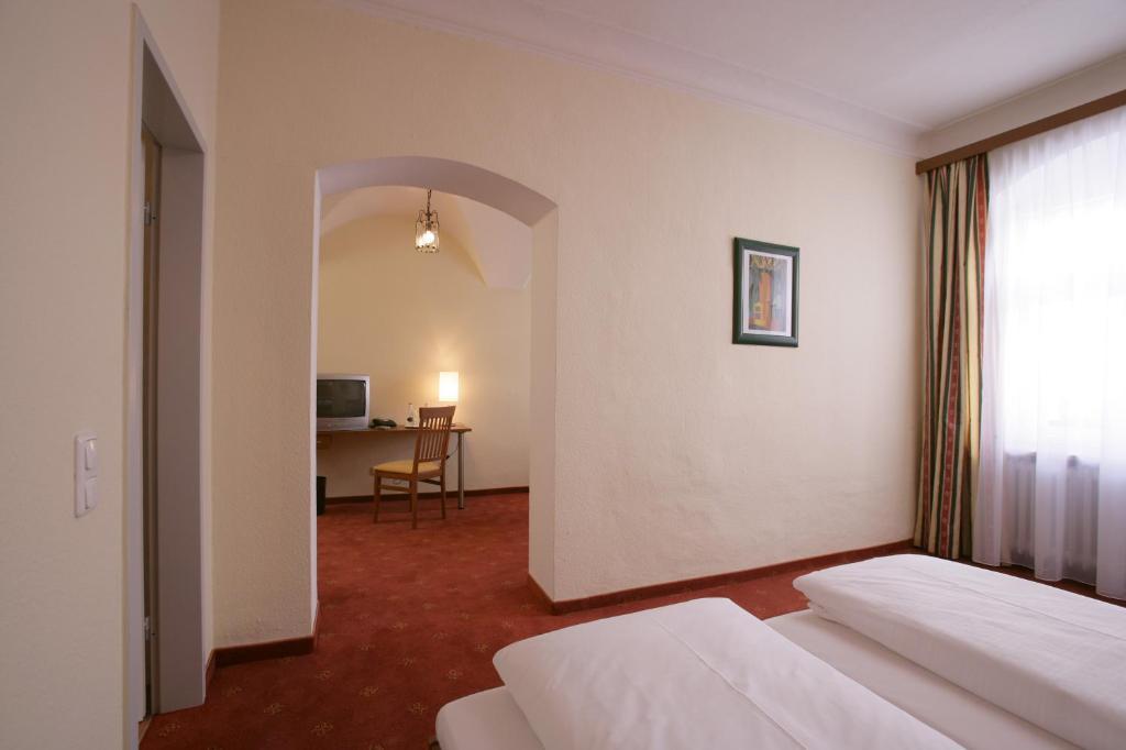Altstadt-Hotel Zieglerbraeu Dachau Værelse billede